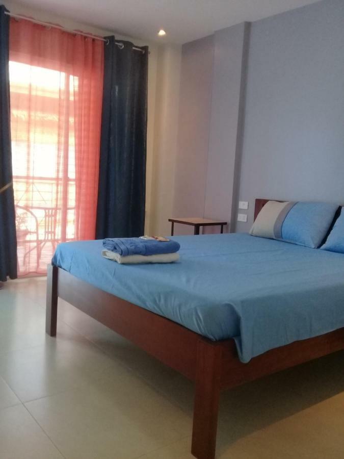 D & B Bluestar Beach Resort Panglao Kültér fotó