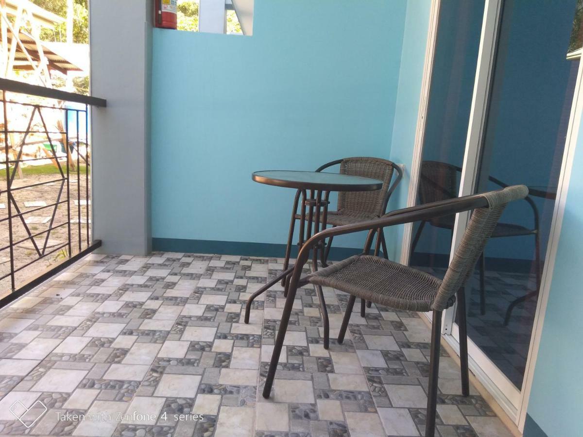 D & B Bluestar Beach Resort Panglao Kültér fotó