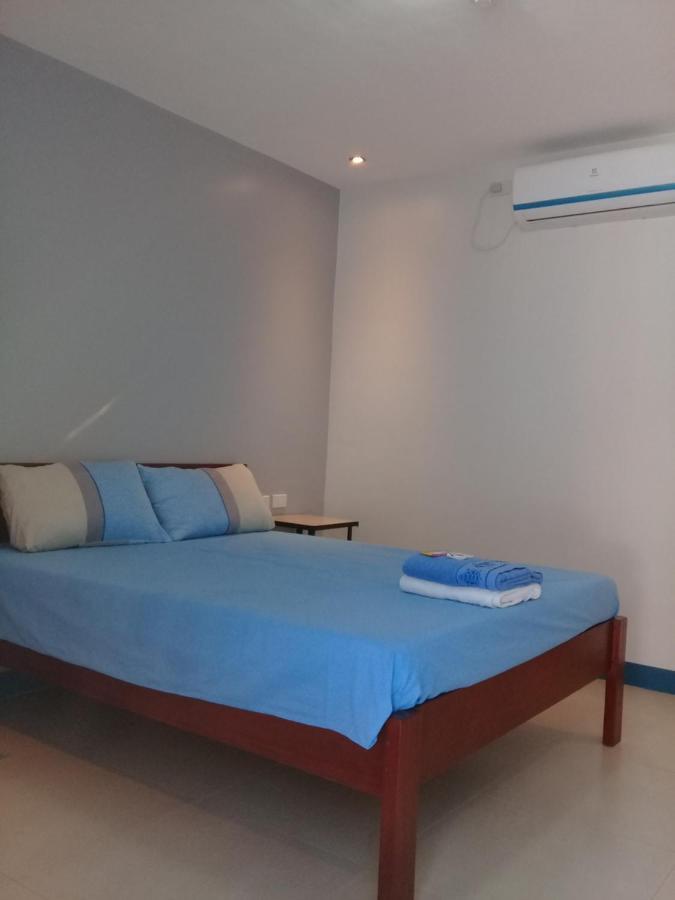 D & B Bluestar Beach Resort Panglao Kültér fotó